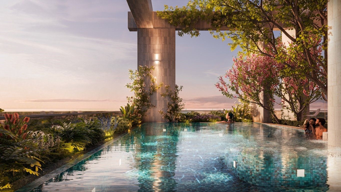 Bể Jacuzzi Simona Heights Quy Nhơn giữa vườn cây trên tầng tiện ích